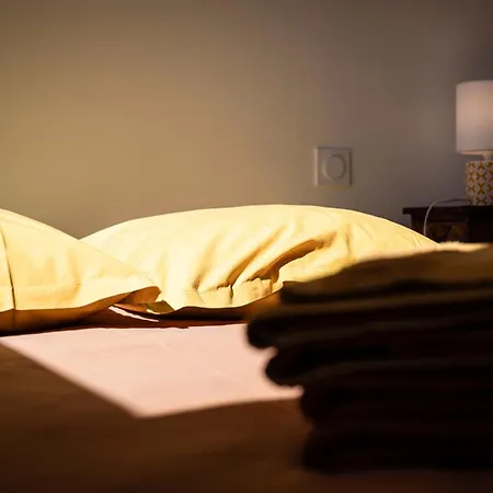 Sous Le Toit De Marie Et Jean * La Bresse