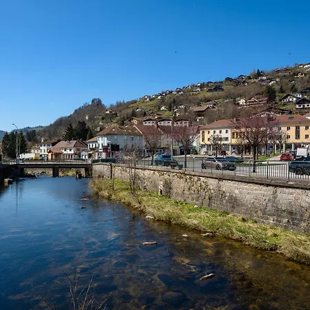 Apartamento Sous Le Toit De Marie Et Jean *