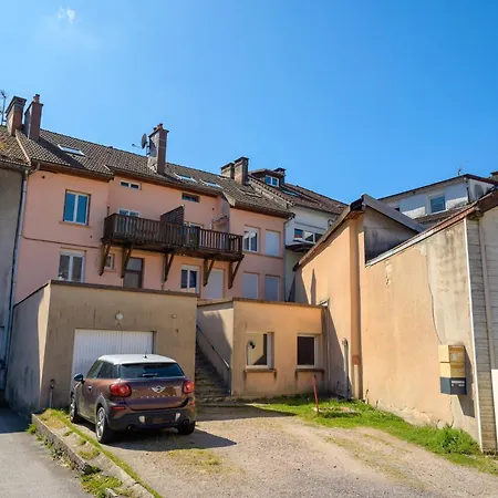 Sous Le Toit De Marie Et Jean * La Bresse